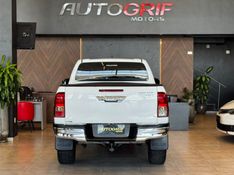 TOYOTA HILUX 2.8 SRV 4X4 CD 16V 2017/2017 AUTOGRIF MOTORS CAMPO BOM / Carros no Vale