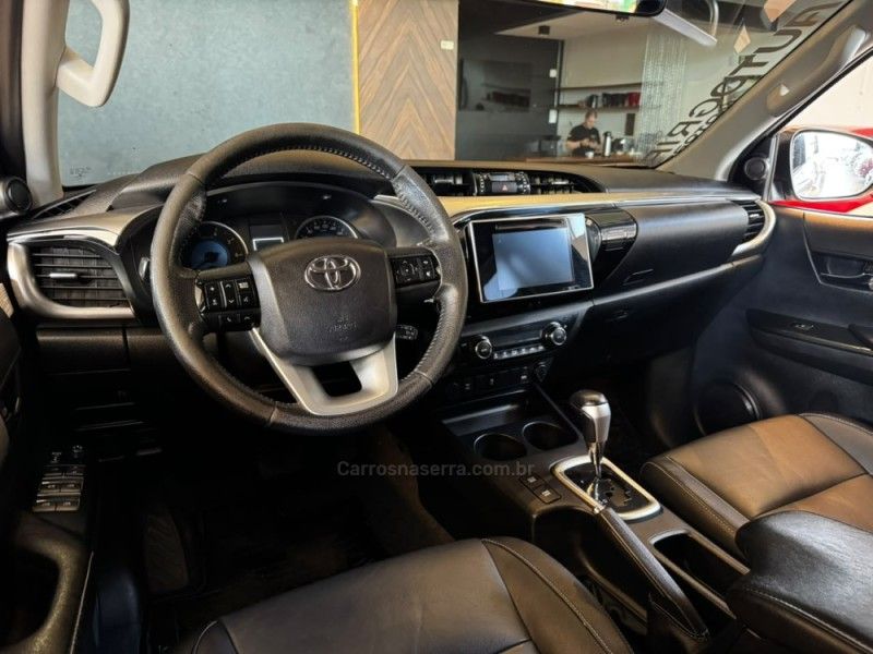 TOYOTA HILUX 2.8 SRV 4X4 CD 16V 2017/2017 AUTOGRIF MOTORS CAMPO BOM / Carros no Vale
