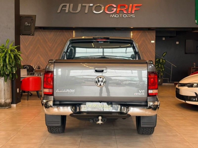 VOLKSWAGEN AMAROK 3.0 V6 EXTREME CD 4X4 AUTOMÁTICO 2021/2021 AUTOGRIF MOTORS CAMPO BOM / Carros no Vale VOLKSWAGEN AMAROK 3.0 V6 EXTREME CD 4X4 AUTOMÁTICO 2021/2021 AUTOGRIF MOTORS CAMPO BOM / Carros no Vale