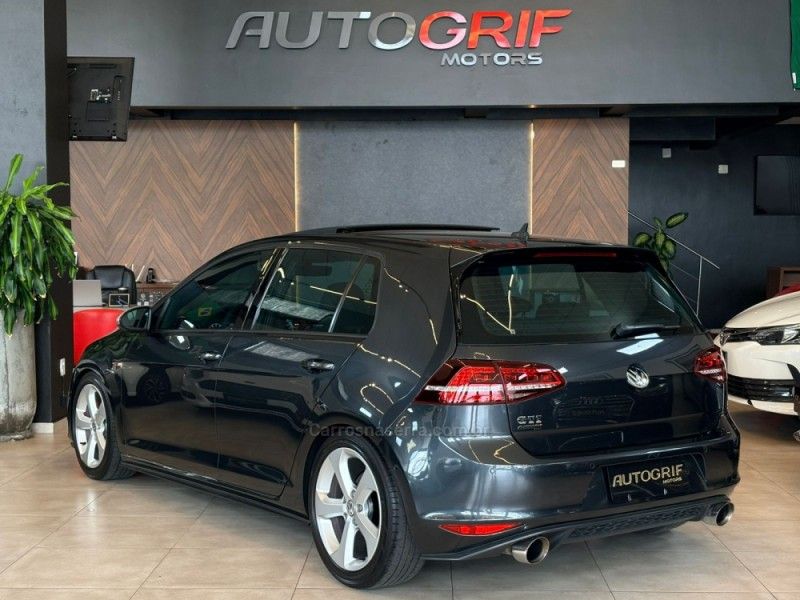 VOLKSWAGEN GOLF 2.0 TSI GTI 16V TURBO 2017/2017 AUTOGRIF MOTORS CAMPO BOM / Carros no Vale