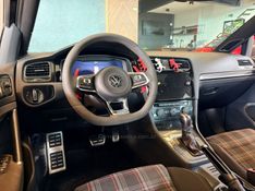 VOLKSWAGEN GOLF 2.0 TSI GTI 16V TURBO 2017/2017 AUTOGRIF MOTORS CAMPO BOM / Carros no Vale