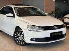 VOLKSWAGEN JETTA 2.0 TSI HIGHLINE 211CV TIPTRONIC 2014/2014 AUTOGRIF MOTORS CAMPO BOM / Carros no Vale