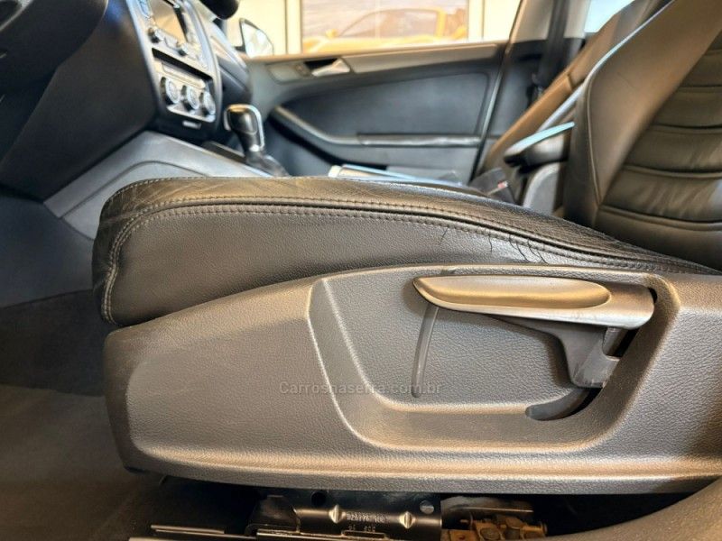 VOLKSWAGEN JETTA 2.0 TSI HIGHLINE 211CV TIPTRONIC 2014/2014 AUTOGRIF MOTORS CAMPO BOM / Carros no Vale VOLKSWAGEN JETTA 2.0 TSI HIGHLINE 211CV TIPTRONIC 2014/2014 AUTOGRIF MOTORS CAMPO BOM / Carros no Vale