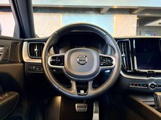 VOLVO XC60 2.0 T8 R DESIGN HYBRID 2020/2020 AUTOGRIF MOTORS CAMPO BOM / Carros no Vale
