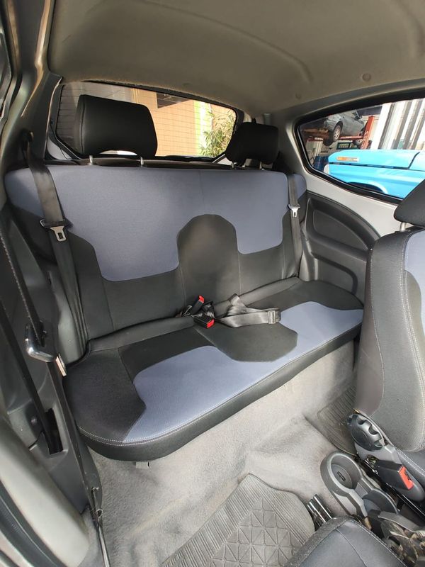 Ford Ka 1.0 8V/ 8V ST 3p 2013/2013 RENNER AUTOMÓVEIS LAJEADO / Carros no Vale