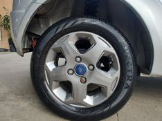 Ford Ka 1.0 8V/ 8V ST 3p 2013/2013 RENNER AUTOMÓVEIS LAJEADO / Carros no Vale