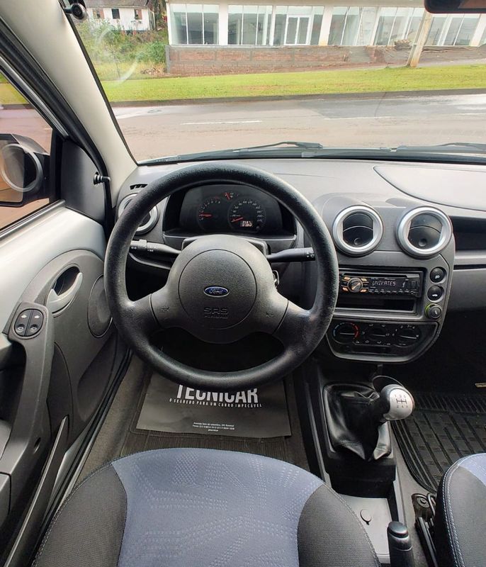 Ford Ka 1.0 8V/ 8V ST 3p 2013/2013 RENNER AUTOMÓVEIS LAJEADO / Carros no Vale Ford Ka 1.0 8V/ 8V ST 3p 2013/2013 RENNER AUTOMÓVEIS LAJEADO / Carros no Vale