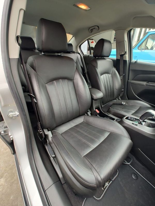 CHEVROLET CRUZE LT 1.8 16V FlexPower 2016/2016 RENNER AUTOMÓVEIS LAJEADO / Carros no Vale CHEVROLET CRUZE LT 1.8 16V FlexPower 2016/2016 RENNER AUTOMÓVEIS LAJEADO / Carros no Vale