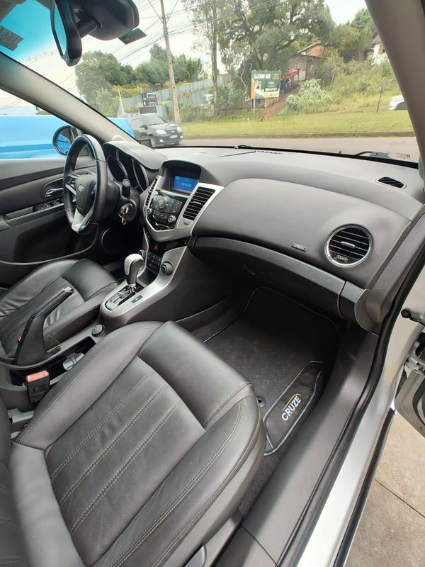 CHEVROLET CRUZE LT 1.8 16V FlexPower 2016/2016 RENNER AUTOMÓVEIS LAJEADO / Carros no Vale CHEVROLET CRUZE LT 1.8 16V FlexPower 2016/2016 RENNER AUTOMÓVEIS LAJEADO / Carros no Vale