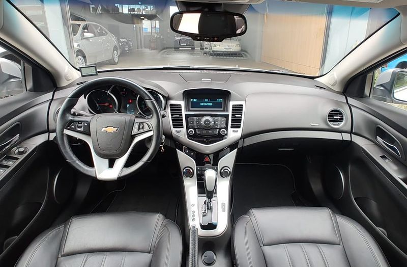 CHEVROLET CRUZE LT 1.8 16V FlexPower 2016/2016 RENNER AUTOMÓVEIS LAJEADO / Carros no Vale CHEVROLET CRUZE LT 1.8 16V FlexPower 2016/2016 RENNER AUTOMÓVEIS LAJEADO / Carros no Vale