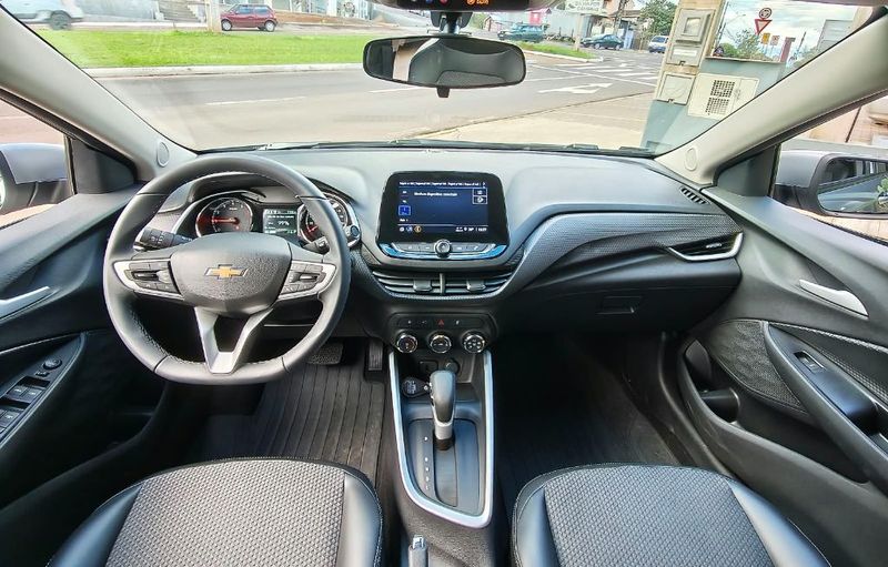CHEVROLET ONIX HATCH LTZ 1.0 12V TB 2025/2025 RENNER AUTOMÓVEIS LAJEADO / Carros no Vale