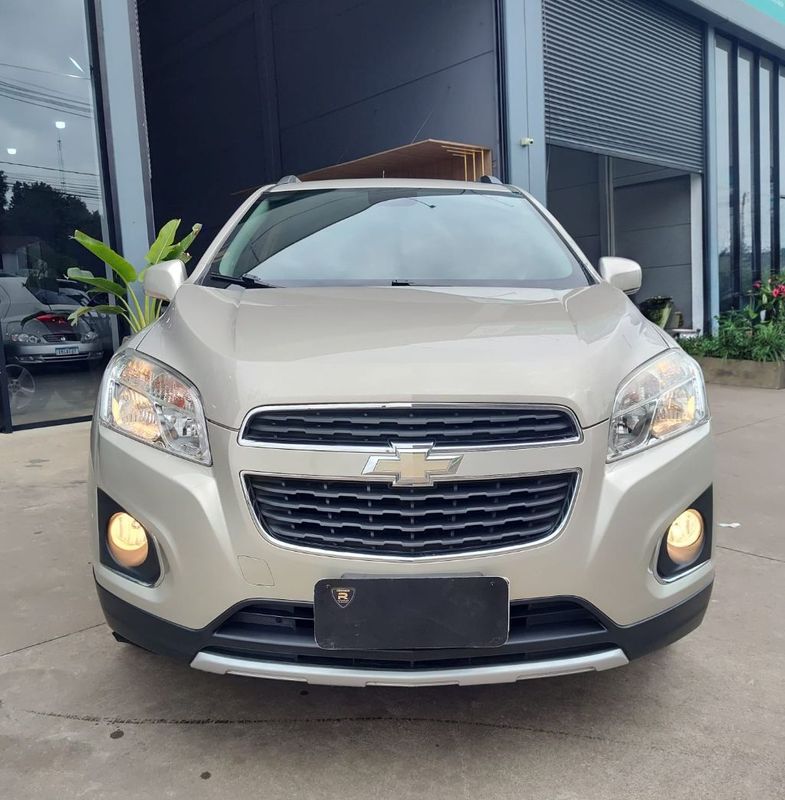 CHEVROLET TRACKER LTZ 1.8 16V 4×2 2015/2015 RENNER AUTOMÓVEIS LAJEADO / Carros no Vale