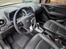 CHEVROLET TRACKER LTZ 1.8 16V 4×2 2015/2015 RENNER AUTOMÓVEIS LAJEADO / Carros no Vale