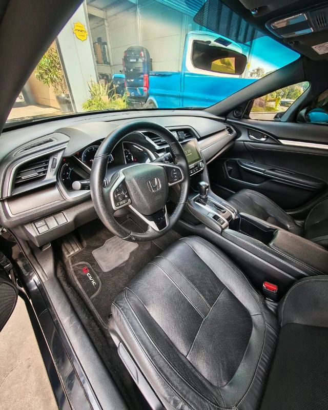 Honda Civic Sedan EXL 2.0 16V 2018/2018 RENNER AUTOMÓVEIS LAJEADO / Carros no Vale Honda Civic Sedan EXL 2.0 16V 2018/2018 RENNER AUTOMÓVEIS LAJEADO / Carros no Vale