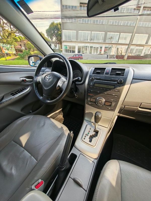 Toyota Corolla XEi 1.8/ 16V 2009/2010 RENNER AUTOMÓVEIS LAJEADO / Carros no Vale Toyota Corolla XEi 1.8/ 16V 2009/2010 RENNER AUTOMÓVEIS LAJEADO / Carros no Vale