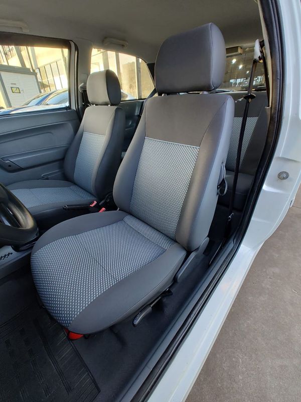 VOLKSWAGEN Gol City (Trend) 1.0 Mi Total 8V 2013/2014 RENNER AUTOMÓVEIS LAJEADO / Carros no Vale