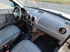 VOLKSWAGEN Gol City (Trend) 1.0 Mi Total 8V 2013/2014 RENNER AUTOMÓVEIS LAJEADO / Carros no Vale