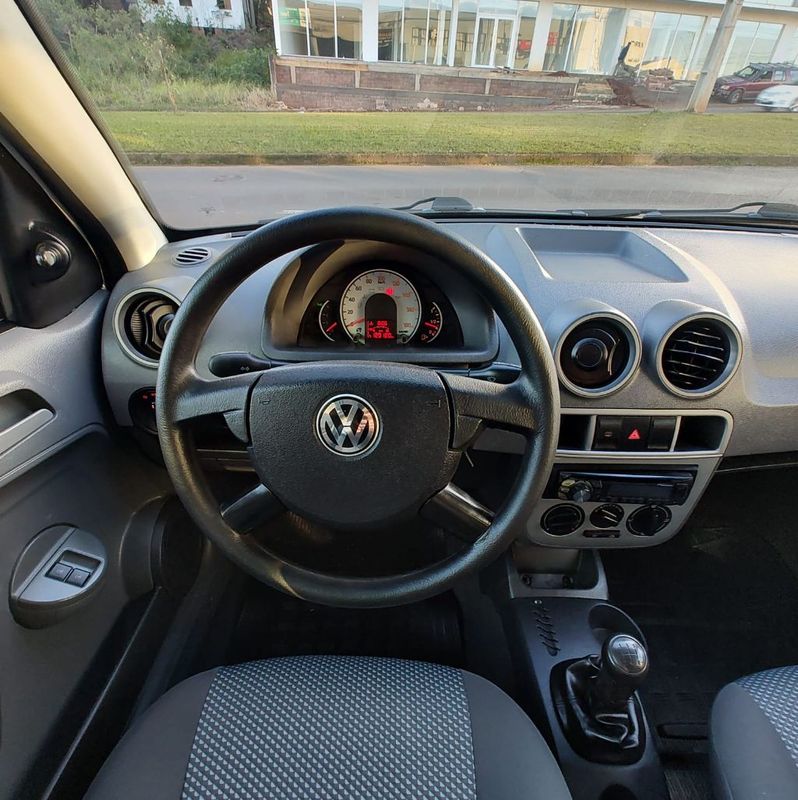 VOLKSWAGEN Gol City (Trend) 1.0 Mi Total 8V 2013/2014 RENNER AUTOMÓVEIS LAJEADO / Carros no Vale