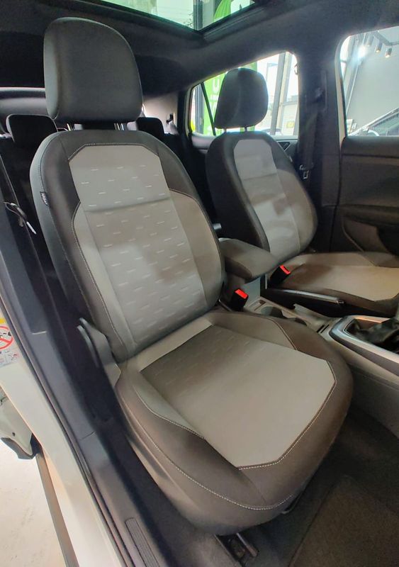 VOLKSWAGEN T-Cross Comfor 200 TSI 1.0 2019/2020 RENNER AUTOMÓVEIS LAJEADO / Carros no Vale VOLKSWAGEN T-Cross Comfor 200 TSI 1.0 2019/2020 RENNER AUTOMÓVEIS LAJEADO / Carros no Vale