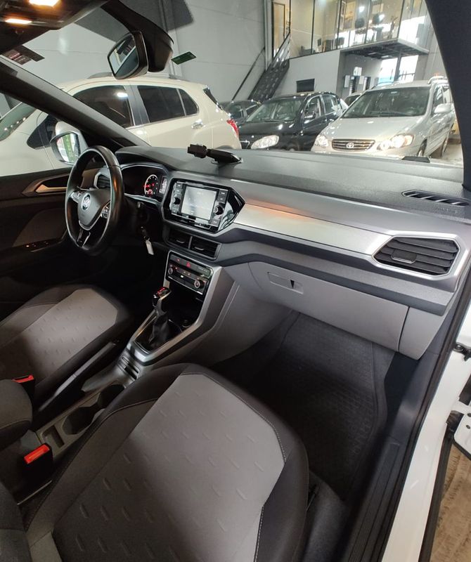 VOLKSWAGEN T-Cross Comfor 200 TSI 1.0 2019/2020 RENNER AUTOMÓVEIS LAJEADO / Carros no Vale VOLKSWAGEN T-Cross Comfor 200 TSI 1.0 2019/2020 RENNER AUTOMÓVEIS LAJEADO / Carros no Vale