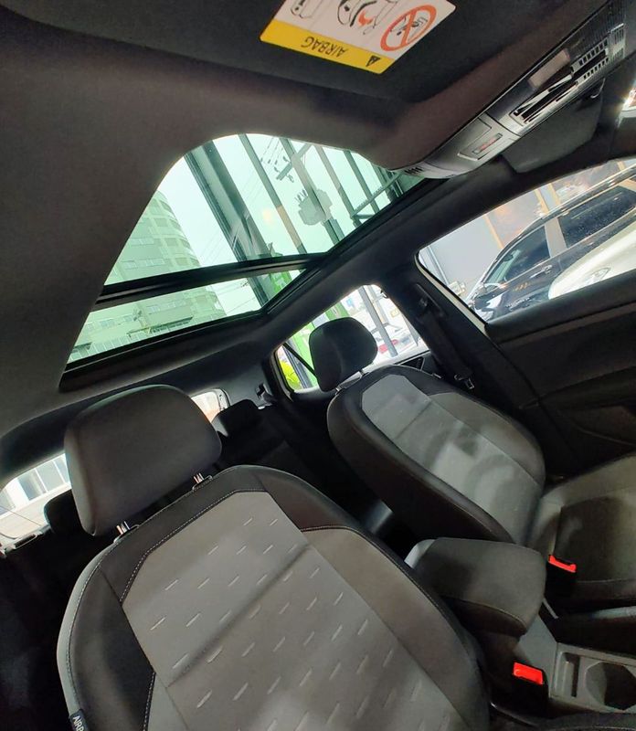 VOLKSWAGEN T-Cross Comfor 200 TSI 1.0 2019/2020 RENNER AUTOMÓVEIS LAJEADO / Carros no Vale VOLKSWAGEN T-Cross Comfor 200 TSI 1.0 2019/2020 RENNER AUTOMÓVEIS LAJEADO / Carros no Vale