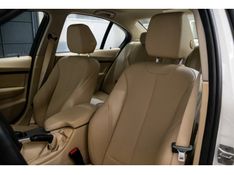 BMW 320i 2.0 SPORT 16V TURBO ACTIVE 2017/2017 PASTORE CAR COLLECTION BENTO GONÇALVES / Carros no Vale
