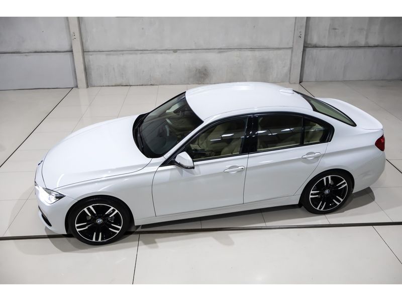 BMW 320i 2.0 SPORT 16V TURBO ACTIVE 2017/2017 PASTORE CAR COLLECTION BENTO GONÇALVES / Carros no Vale BMW 320i 2.0 SPORT 16V TURBO ACTIVE 2017/2017 PASTORE CAR COLLECTION BENTO GONÇALVES / Carros no Vale