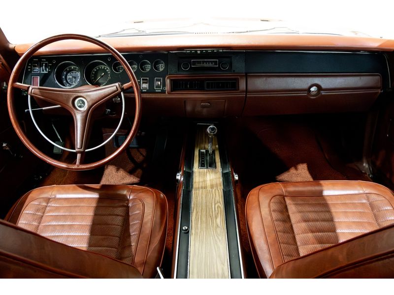 DODGE CHARGER R/T V8 1970/1970 PASTORE CAR COLLECTION BENTO GONÇALVES / Carros no Vale