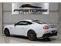 FORD MUSTANG 5.0 V8 GT PERFORMANCE 2025/2025 PASTORE CAR COLLECTION BENTO GONÇALVES / Carros no Vale