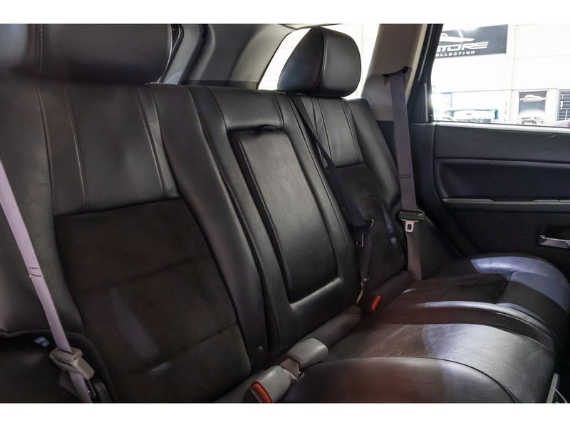 JEEP GRAND CHEROKEE 5.7 LIMITED HEMI 4X4 V8 16V 2006/2006 PASTORE CAR COLLECTION BENTO GONÇALVES / Carros no Vale JEEP GRAND CHEROKEE 5.7 LIMITED HEMI 4X4 V8 16V 2006/2006 PASTORE CAR COLLECTION BENTO GONÇALVES / Carros no Vale