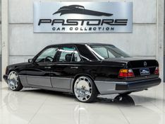 MERCEDES-BENZ E 200 2.0 CLASSIC 1993/1993 PASTORE CAR COLLECTION BENTO GONÇALVES / Carros no Vale
