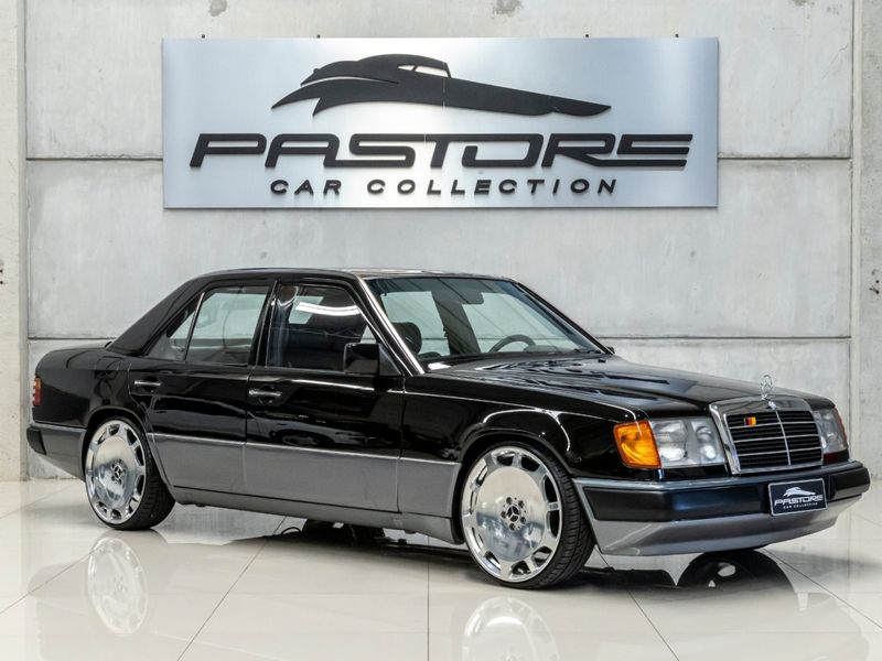 MERCEDES-BENZ E 200 2.0 CLASSIC 1993/1993 PASTORE CAR COLLECTION BENTO GONÇALVES / Carros no Vale MERCEDES-BENZ E 200 2.0 CLASSIC 1993/1993 PASTORE CAR COLLECTION BENTO GONÇALVES / Carros no Vale