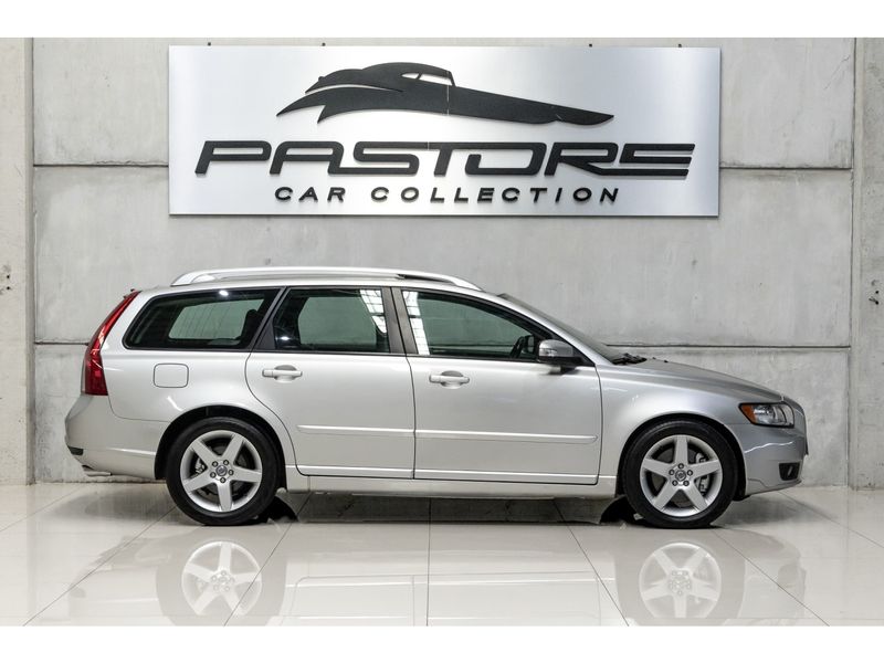 VOLVO V50 2.5 T5 TURBO 2007/2008 PASTORE CAR COLLECTION BENTO GONÇALVES / Carros no Vale