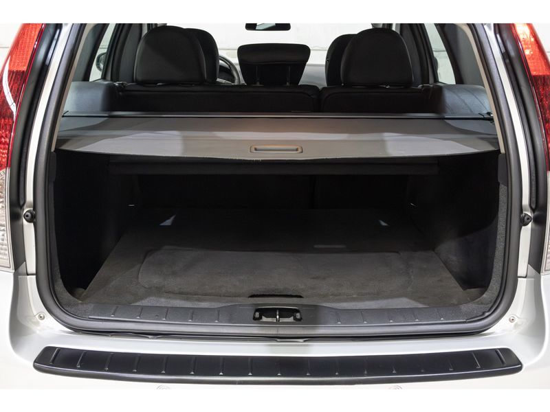 VOLVO V50 2.5 T5 TURBO 2007/2008 PASTORE CAR COLLECTION BENTO GONÇALVES / Carros no Vale