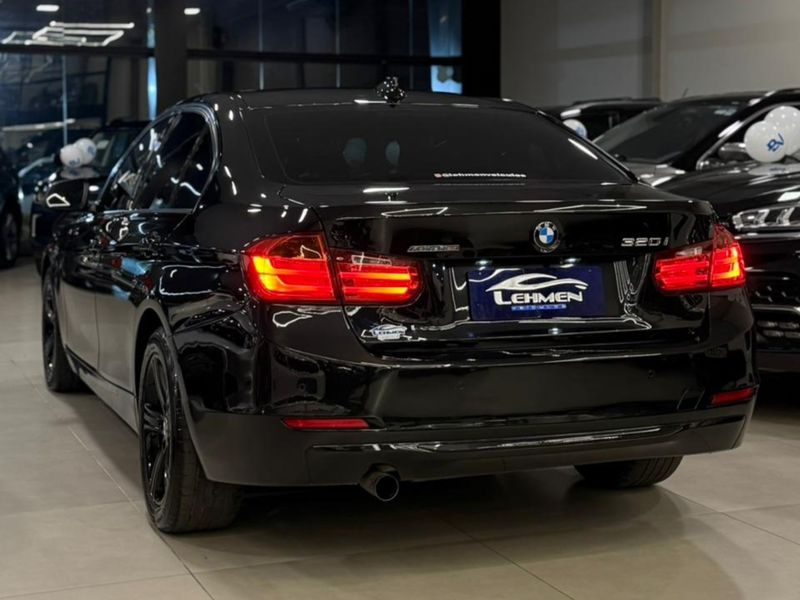 BMW 320i 2.0 16V TURBO ACTIVE 2015/2015 LEHMEN VEÍCULOS VENÂNCIO AIRES / Carros no Vale