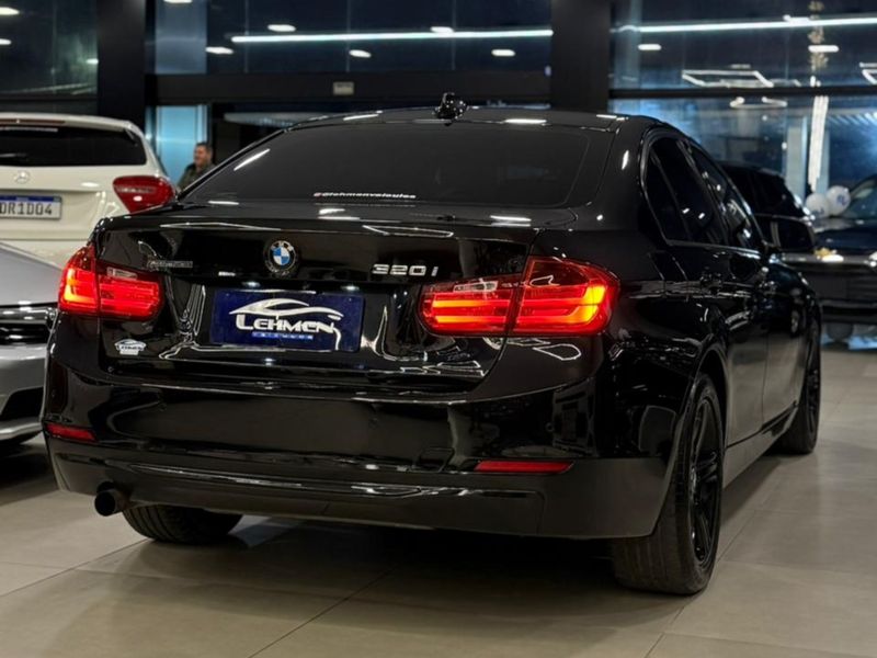 BMW 320i 2.0 16V TURBO ACTIVE 2015/2015 LEHMEN VEÍCULOS VENÂNCIO AIRES / Carros no Vale