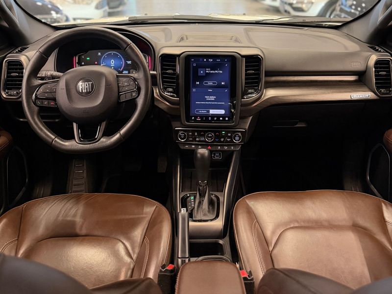FIAT TORO 2.0 16V TURBO RANCH 4WD AT9 2021/2022 LEHMEN VEÍCULOS VENÂNCIO AIRES / Carros no Vale