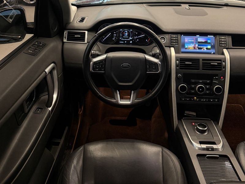 LAND ROVER DISCOVERY SPORT 2.0 16V SI4 TURBO SE 2017/2018 LEHMEN VEÍCULOS VENÂNCIO AIRES / Carros no Vale