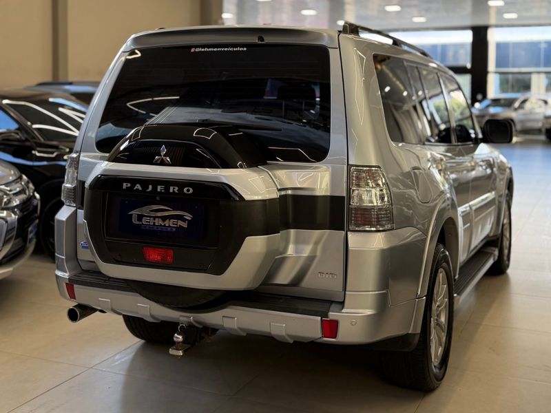 MITSUBISHI PAJERO FULL 3.2 HPE 4X4 16V TURBO INTERCOOLER 2014/2015 LEHMEN VEÍCULOS VENÂNCIO AIRES / Carros no Vale