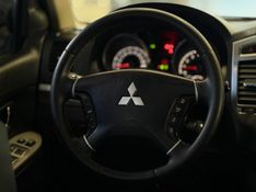MITSUBISHI PAJERO FULL 3.2 HPE 4X4 16V TURBO INTERCOOLER 2014/2015 LEHMEN VEÍCULOS VENÂNCIO AIRES / Carros no Vale