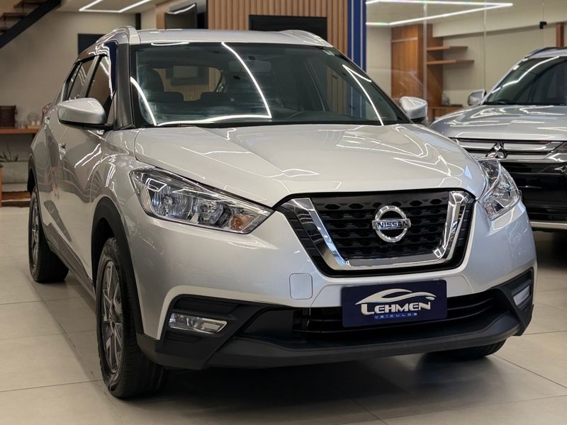 NISSAN KICKS 1.6 16V FLEXSTART S DIRECT XTRONIC 2018/2019 LEHMEN VEÍCULOS VENÂNCIO AIRES / Carros no Vale