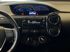 TOYOTA ETIOS CROSS 1.5 16V 2014/2015 LEHMEN VEÍCULOS VENÂNCIO AIRES / Carros no Vale