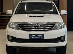 TOYOTA HILUX 3.0 SRV 4X4 CD 16V TURBO INTERCOOLER 2012/2013 LEHMEN VEÍCULOS VENÂNCIO AIRES / Carros no Vale