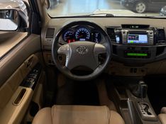 TOYOTA HILUX 3.0 SRV 4X4 CD 16V TURBO INTERCOOLER 2012/2013 LEHMEN VEÍCULOS VENÂNCIO AIRES / Carros no Vale