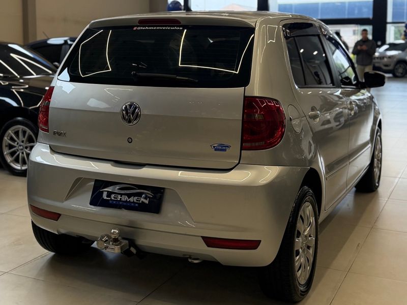 VOLKSWAGEN FOX 1.0 MI 8V 2013/2014 LEHMEN VEÍCULOS VENÂNCIO AIRES / Carros no Vale