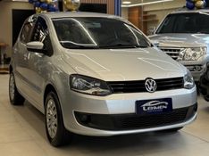 VOLKSWAGEN FOX 1.0 MI 8V 2013/2014 LEHMEN VEÍCULOS VENÂNCIO AIRES / Carros no Vale