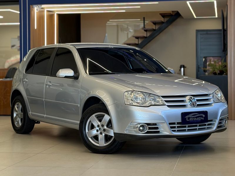VOLKSWAGEN GOLF 1.6 MI 8V 2009/2010 LEHMEN VEÍCULOS VENÂNCIO AIRES / Carros no Vale