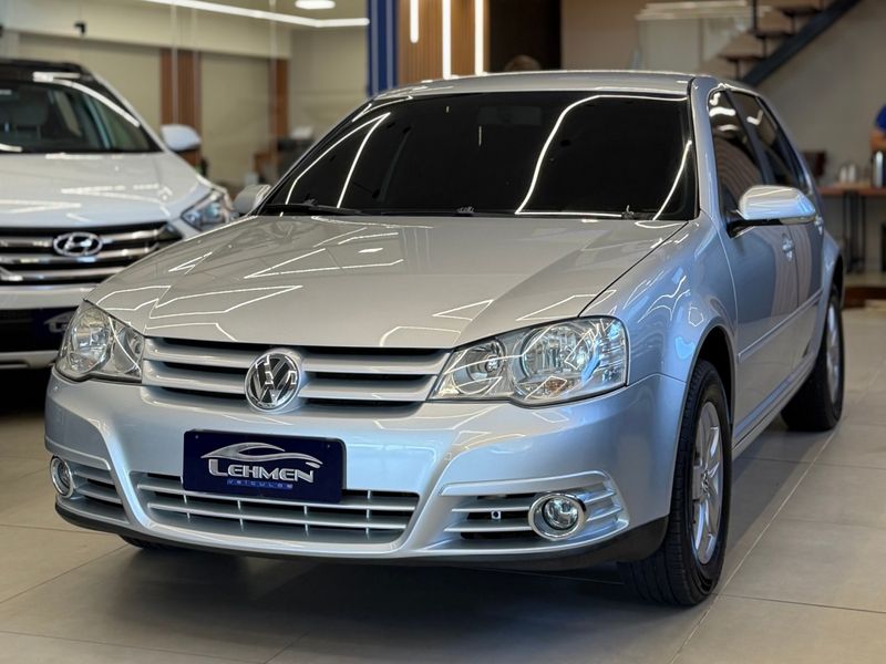VOLKSWAGEN GOLF 1.6 MI 8V 2009/2010 LEHMEN VEÍCULOS VENÂNCIO AIRES / Carros no Vale