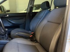 VOLKSWAGEN GOLF 1.6 MI 8V 2009/2010 LEHMEN VEÍCULOS VENÂNCIO AIRES / Carros no Vale