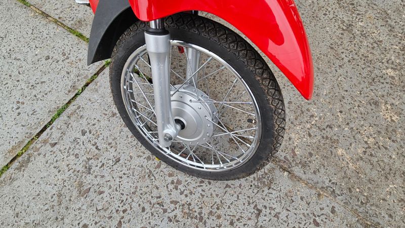 Honda Motos Biz 100 Ks 2012/2013 NECO TOLATI VEÍCULOS VENÂNCIO AIRES / Carros no Vale Honda Motos Biz 100 Ks 2012/2013 NECO TOLATI VEÍCULOS VENÂNCIO AIRES / Carros no Vale